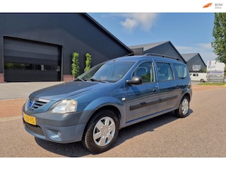 Dacia Logan 1.6-16V Lauréate AIRCO TREKHAAK 2 X SLEUTELS