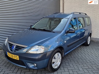 Dacia Logan 1.6-16V Lauréate AIRCO TREKHAAK 2 X SLEUTELS