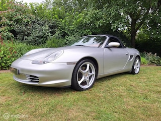 Porsche Boxster 986 vrijwel nieuwstaat! Perfect onderhouden.