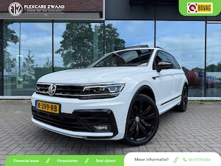 Volkswagen Tiguan 1.5 TSI ACT Highline Business R - Pano/Schuifdak- Leder - Navi - Afn.Trekhaak - Virt.Cockpit
