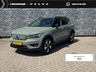 Volvo XC40 Recharge Pro | Trekhaak | Warmtepomp | Panoramadak | Harman Kardon Audio | Keyless Entry | Elektrische Achterklep | Elektrisch Verstelbare Stoelen | Two-Tone | Navigatie | Apple Carplay | Android Auto | All-Season Banden