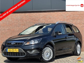 Ford Focus Wagon 1.6 TITANIUM | NL-AUTO! | NAVI! | TREKHAAK!