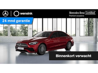 Mercedes-Benz C-klasse 180 AMG Line | Night | Multispaaks velgen | Achteruitrijcamera | Stoelverwarming |