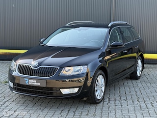 Skoda Octavia Combi 1.2 TSI Elegance AUTOMAAT | CLIMA | PDC