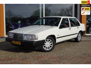 Volvo 940 2.3i GL Royal Class