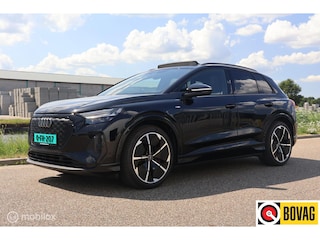 Audi Q4 40 S-Line I Panodak I RS stoelen | Sonos