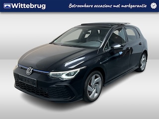 Volkswagen Golf 1.4 eHybrid GTE / AUTOMAAT/ 245 PK/ PANO/ PARK.SENSOR.V+A/ STUUR+STOELVERWARM./ APP-CONNECT/ ACC/ KEYLESS/ DIGITAL DASH/ RIJ-MODI/ NAVI/ DAB/ CLIMA/ LED/ 17'' LMV