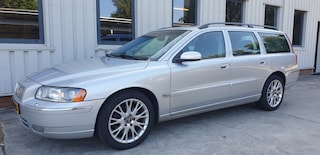 Volvo V70 2.5T 210 pk SUMMUM