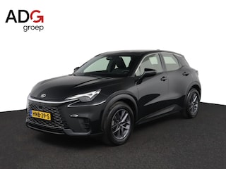 Lexus LBX Elegant 2WD | Apple Carplay/Android Auto | Stoel/Stuurverwarming | Parkeersensoren |