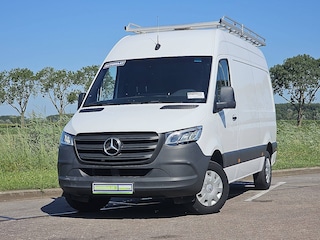 Mercedes-Benz Sprinter 317 L2H2 LED Mbux RWD!