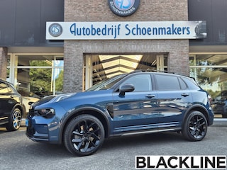 Lynk & Co 01 1.5 BLACKLINE! + MY23 + 6.6Kwh LADEN! ZWARTE-HEMEL ROLHOES MY23 360-CAMERA PANO/SCHUIF INFINITY DAB NAVI CARPLAY STOELVERWARMING ELEK.ACHTERKLEP 20"LMV