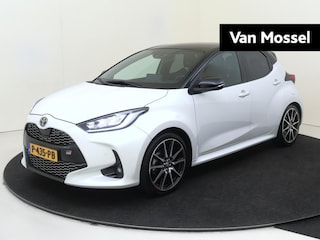 Toyota Yaris 1.5 Hybrid GR Sport | Navigatie | Panoramadak | Camera | 18" | CLimate control