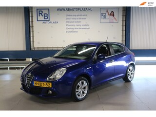 Alfa Romeo Giulietta 1.4 T Distinctive Lusso / AUTOMAAT / NAP / FULL SERVICE ! ! ! !