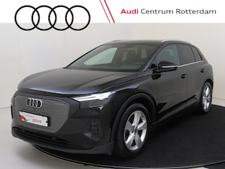 Audi Q4 35 Advanced edition 55 kWh | SoH 89% | Virtual cockpit | | Parkeerhulp Plus | Stoelverwarming | Sfeerverlichting | Navigatie Plus | Lane assist |