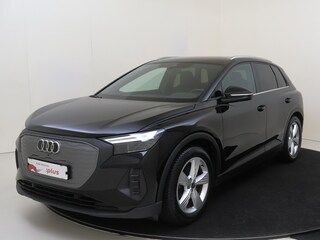 Audi Q4 35 Advanced edition 55 kWh | SoH 89% | Virtual cockpit | | Parkeerhulp Plus | Stoelverwarming | Sfeerverlichting | Navigatie Plus | Lane assist |
