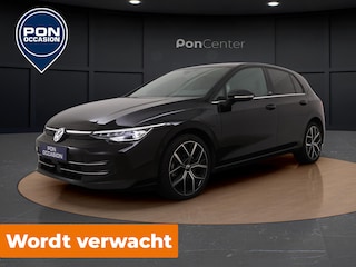Volkswagen Golf 1.5 eHybrid 50 Edition | Camera | Side Assist | ACC | ERGO Stoel | Stuur-/Stoelverwarming | Spiegelpakket | Carplay | Getint Glas | 18'' |