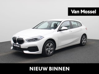 BMW 118i Executive | Navigatie | Climate control | Parkeer sensoren | LMV | Bluetooth | Virtual cockpit | Cruise control | Apple carplay