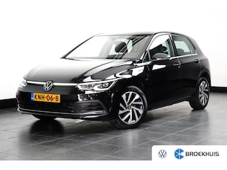 Volkswagen Golf 1.4 eHybrid 204 pk Style 6-DSG | Apple Carplay | Achteruitrijcamera | Stoelverwarming |