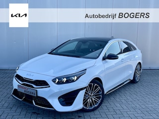 Kia ProCeed 1.5 T-GDi GT-PlusLine Automaat Navigatie, Climate Control, Schuirdak, JBL, LED, 18"Lm, Adaptive Cruisecontrol, Stoel/Stuurvewarming