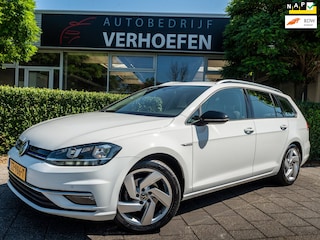 Volkswagen Golf Variant 1.5 TSI Highline | APPLE CARPLAY | MASSAGE | STOELVERWARMING | PDC VOOR + ACHTER | TREKHAAK | MULTI STUUR