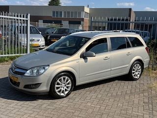 Opel Astra Wagon 1.6 Temptation 116PK! 2e eigenaar! NL AUTO NAP! Airco l Cruise l Trekhaak l LMV l MTF-stuur! GOED ONDERHOUDEN!