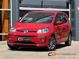 Volkswagen Up 1.0 BMT take Sound up! | Stoelverwarming | Airco | Bluetooth |