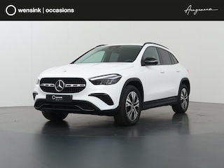 Mercedes-Benz GLA 250 e Luxury Line | Night pakket | Elektrisch wegklapbare trekhaak | Stoelverwarming | Winter pakket |