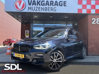 BMW X3 xDrive20i High Executive // NAVI // CAMERA // TREKHAAK // PANO -SCHUIF KANTELDAK // M-PAKKET!! //