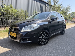 Suzuki S-Cross SX4 1.6 High Executive AllGrip / AUTOMAAT / PANORAMADAK / CRUISE / NAVI / LEER / 146dkm! NAP!