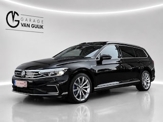 Volkswagen Passat Variant 1.4 TSI PHEV GTE Business 218PK Trekhaak,Panodak,Navi,Clima,ACC,Virtual-Cockpit,Stoel+StuurVerwarming