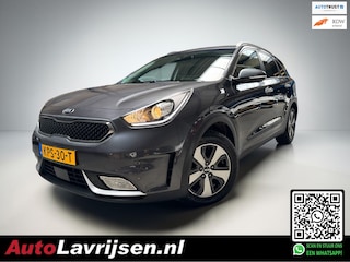 Kia Niro First Edition SCHERPE VAKANTIEPRIJS NAVIGATIE/CAMERA CRUISE KEY-LESS PDC V+A ALL-SEASONS