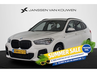 BMW X1 xDrive25e M Sport Sportstoelen Stoelverwarming Apple CarPlay LED