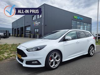 Ford Focus Wagon 2.0 250 pk ST Bi-Xenon, 18'' wielen, Winterpack