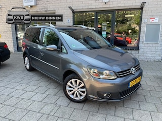 Volkswagen Touran 1.6 TDI Highl 7pers Pano Navi Vol