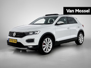 Volkswagen T-Roc 1.5 TSI Sport Business R | 150 PK | Automaat | Digital Cockpit PRO | Apple Carplay / Android Auto | Panoramaschuif-kanteldak | Stoelverwarming | Elektrische Kofferbak |