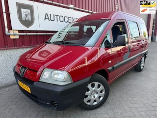 Peugeot Expert 220C 2.0-16V // 9 persoons // NW APK // 100 DKM NAP