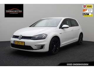 Volkswagen Golf 1.4 TSI GTE 2015 NAP | Navigatie | LED Xenon | Bluetooth | PDC | Climate control (Airco) | Elektrische ramen + spiegels | Lichtmetaal | 2 sleutels | Boekjes compleet