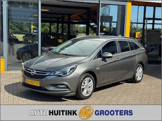 Opel Astra 1.4 Online Edition - trekhaak - sensoren - climate control - navi - apple/android