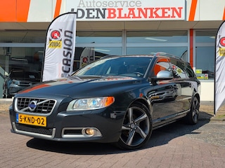 Volvo V70 1.6 T4 R-Edition Automaat BJ.2013 / Navi / Leder / Cruise / Clima / Xenon / 18"Lmv / Trekhaak !!