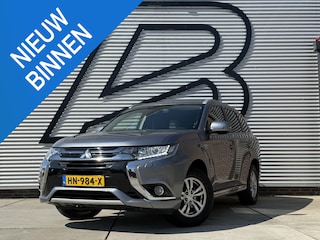 Mitsubishi Outlander 2.0 PHEV Business Edition Navi|Camera|Trekhaak|Clima|Cruise|N.A.P|Dealer Odnerhouden|APK tot 12-2026
