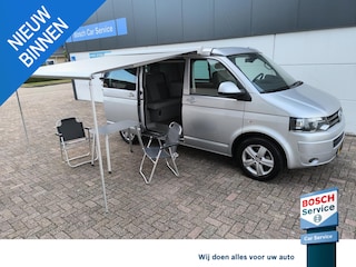 Volkswagen California 2.0 tdi camper bus 180pk 4 persoons Luifel, dubbelglas, weinig gebruikt, nette camper, niet in gerookt, fietsendrager, extra kachel,navi, climate en cruise control,parkdistance voor + achter, 220V