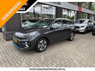 Kia Niro e-Niro ExecutiveLine 64 kWh | 3 Fase | SOH 100% | Leer | Carplay | Stoelventilatie |