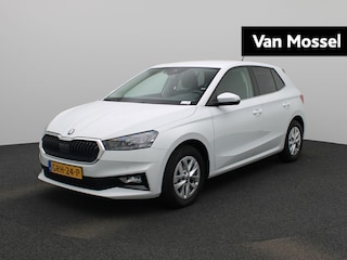 Skoda Fabia 1.0 TSI Business Edition | LAGE KM-STAND | CAMERA | CLIMATE CONTROL | CRUISE CONTROL | APPLE CARPLAY | PARKEERSENSOREN | LANE ASSIST | DIGITAAL DASHBOARD |