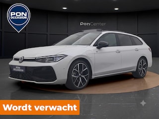 Volkswagen Passat Variant 1.5 eHybrid R-Line Edition | Pano dak | Trekhaak | Harman/Kardon | 360 Camera | Stoelventilatie |