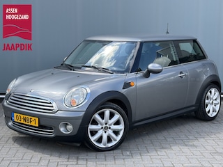 Mini Cabrio BWJ 2010 | 1.6 123 PK Cooper Pepper AUTOMAAT | AIRCO | EL. PAKKET | RADIO/CD | LICHTMETAAL | LEDEREN STUUR | CHROOM PAKKET |