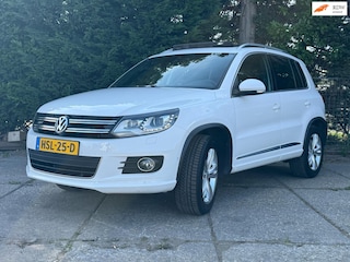 Volkswagen Tiguan 2.0 TSI DSG 3X R line Pano I Goed onderhouden I Camera