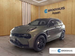 Lynk & Co 01 More | Panoramadak | 360 camera | Stoel + Stuurverwarming |Adaptieve cruise control | BLIS |