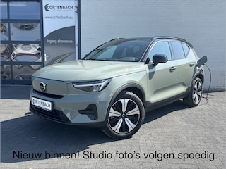 Volvo XC40 Recharge Plus 70 kWh | Zwenkbare trekhaak | Adaptieve cruise | Blis | Sage Green |