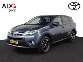 Toyota RAV4 2.0 Style 4WD | Trekhaak | Parkeersensoren | Elektrische Achterklep | Cruise Control |