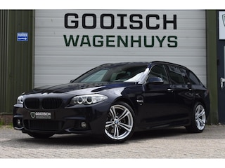 BMW 5-serie Touring 520i High Executive | Pano | Trekhaak | Camera |